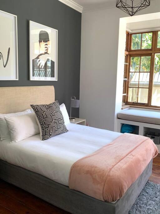 קייפטאון 1-Bedroom Sea Point Gem - Perfect Location! מראה חיצוני תמונה